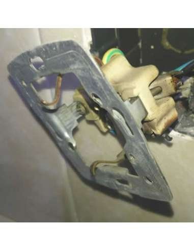 Electricista en el Gastor